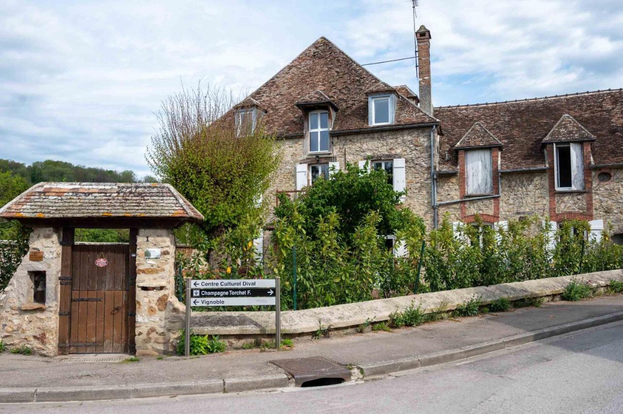 Le Moulin De Cutesson O Dela Du M Villenauxe Exterior photo
